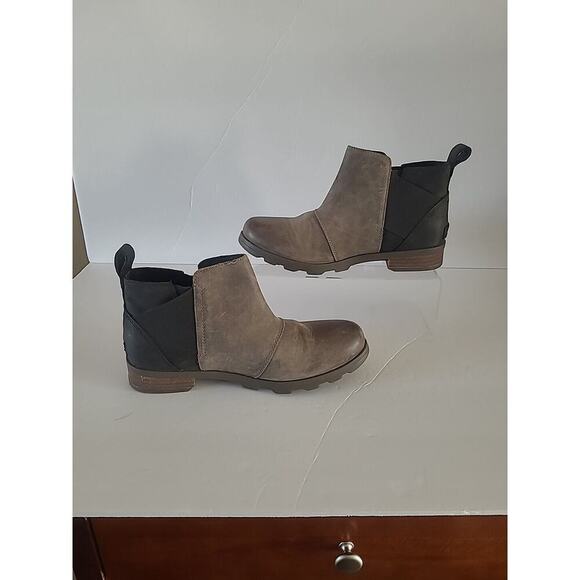 Sorel WMS SZ 7.5 Chelsea Boots Gray Black Ankle Booties SMALL FLAW Waterproof - Picture 4 of 10